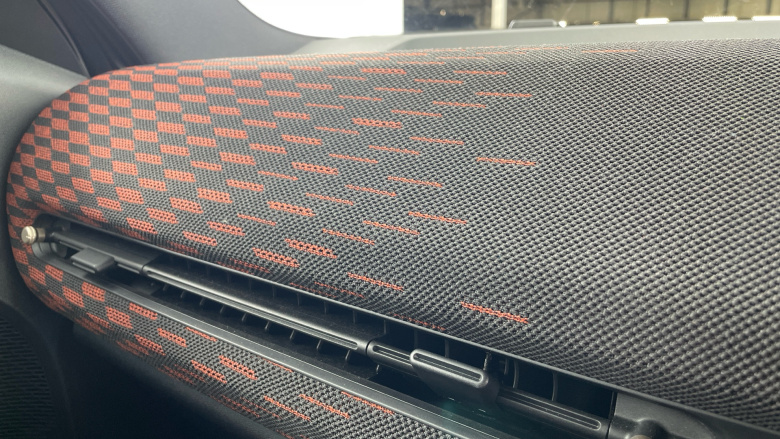 MINI Aceman 160kW SE Classic 54kWh 5dr Auto Electric Hatchback